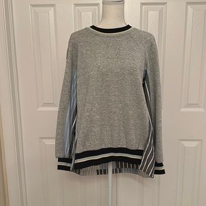 Chic sweatshirt/dress shirt from BCBGMAXAZRIA. Worn 2x. Super comfy & cute!